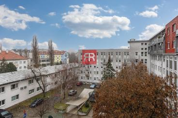 HERRYS - For sale spacious 3-room apartment with a covered terrace in the sought-after location&nbsp;