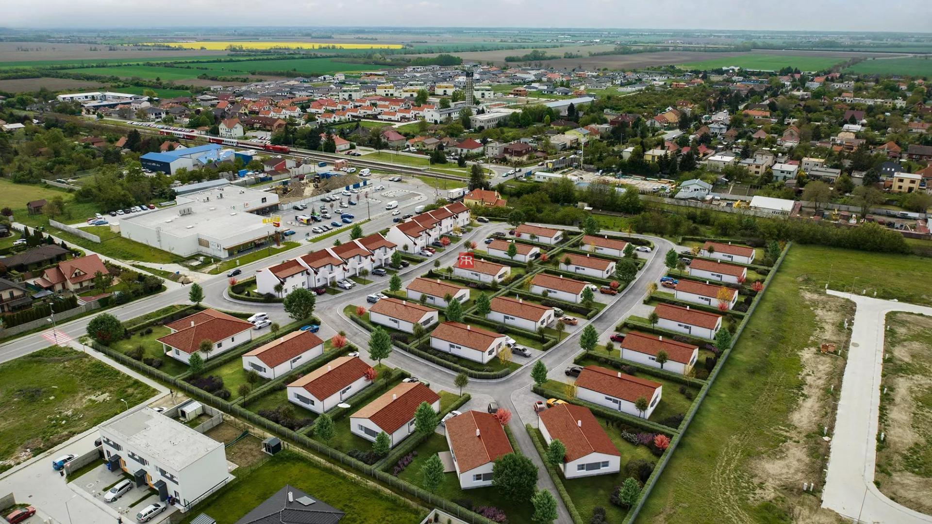 HERRYS - Sunny plots of land for sale in the residential zone in Hviezdoslavov with valid building permits for family houses