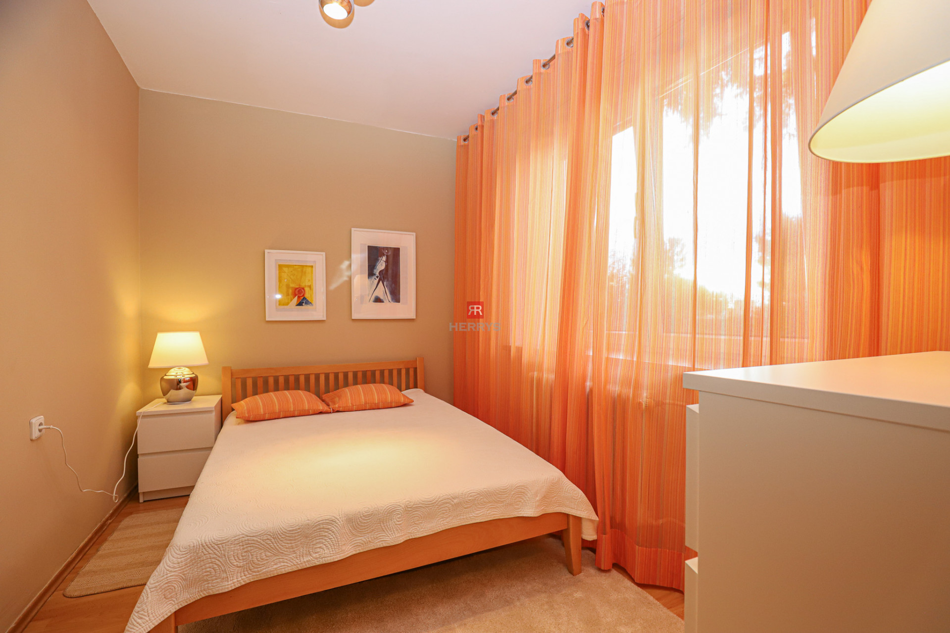 HERRYS - Na prenájom 3-izbový nadštandardný mezonetový byt v rodinnom dome v blízkosti hradu