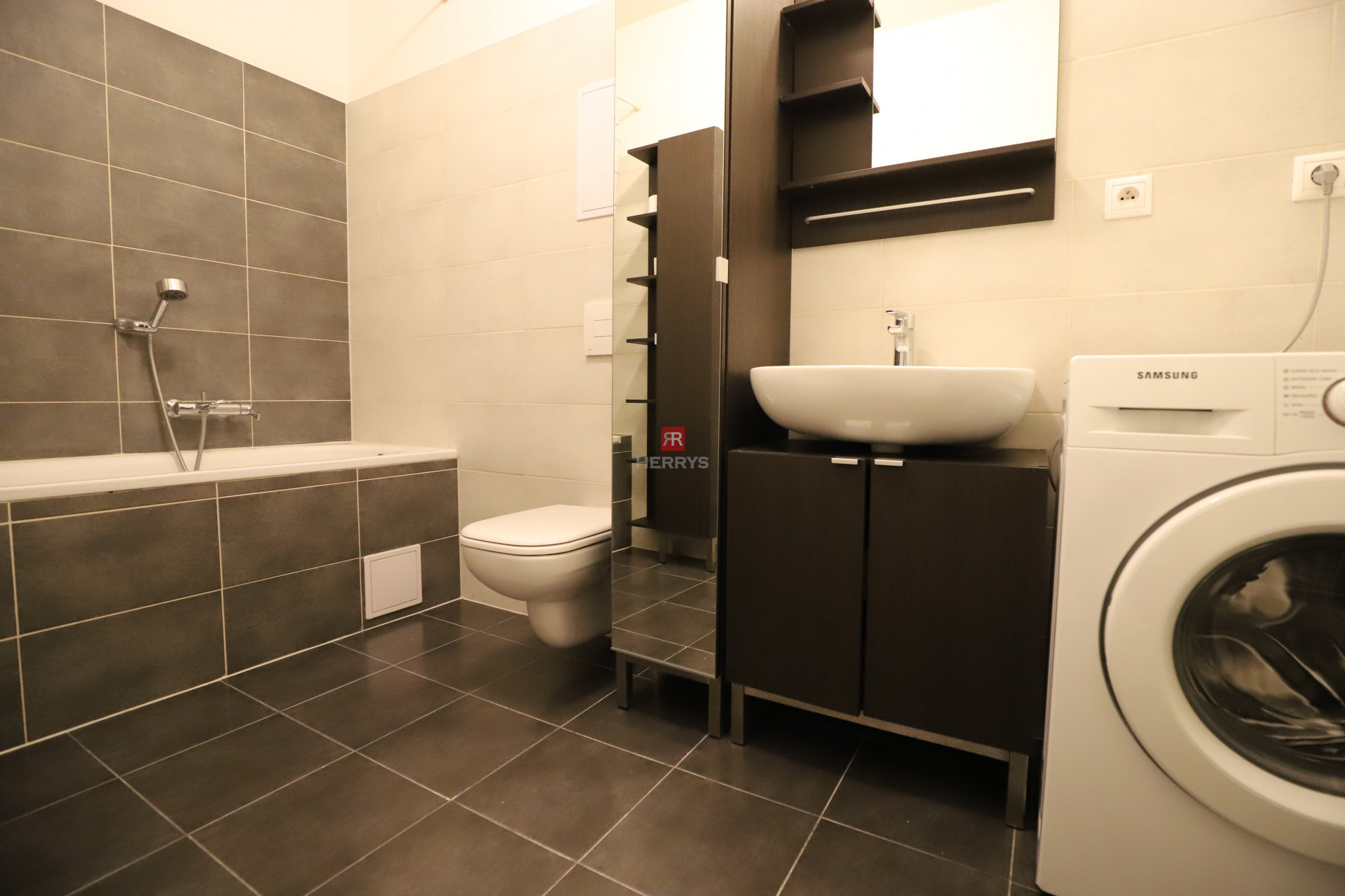 HERRYS - Na prenájom zariadený 1 izbový byt s balkónom pri prezidentskej záhrade