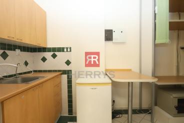 HERRYS - Na prenájom 80 m2 kancelária na začiatku Petržalky s 2 parkovacími státiami