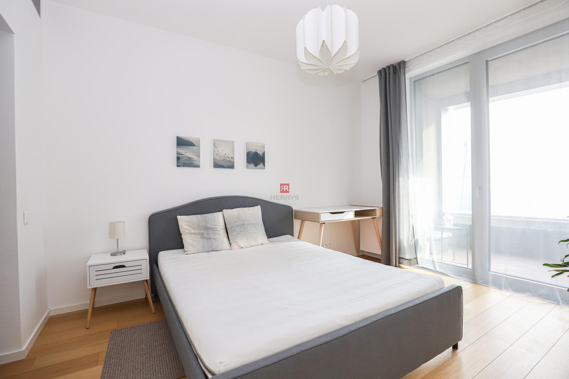 HERRYS – For rent 1 bedroom flat with parking place in project Sky Park