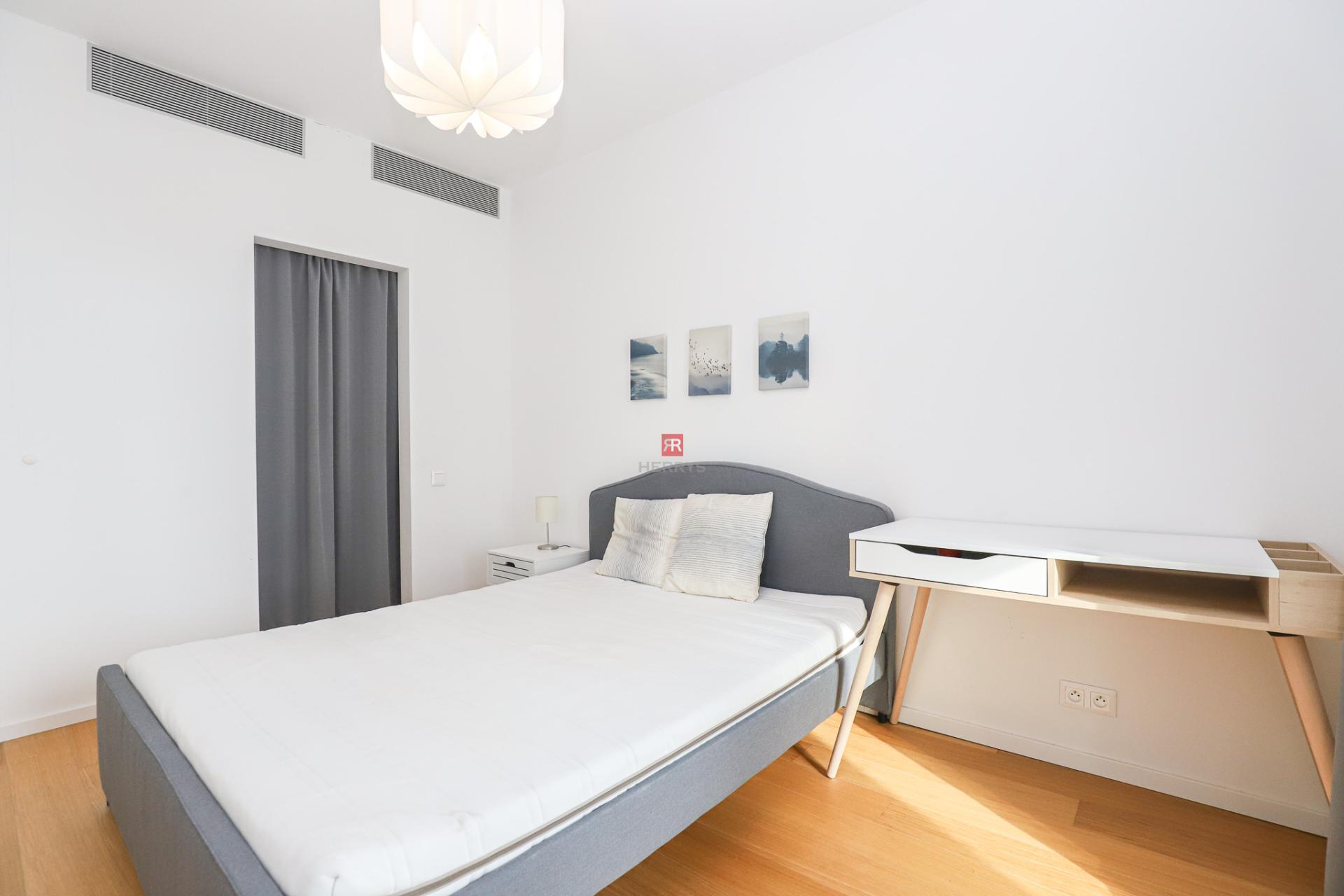 HERRYS – For rent 1 bedroom flat with parking place in project Sky Park