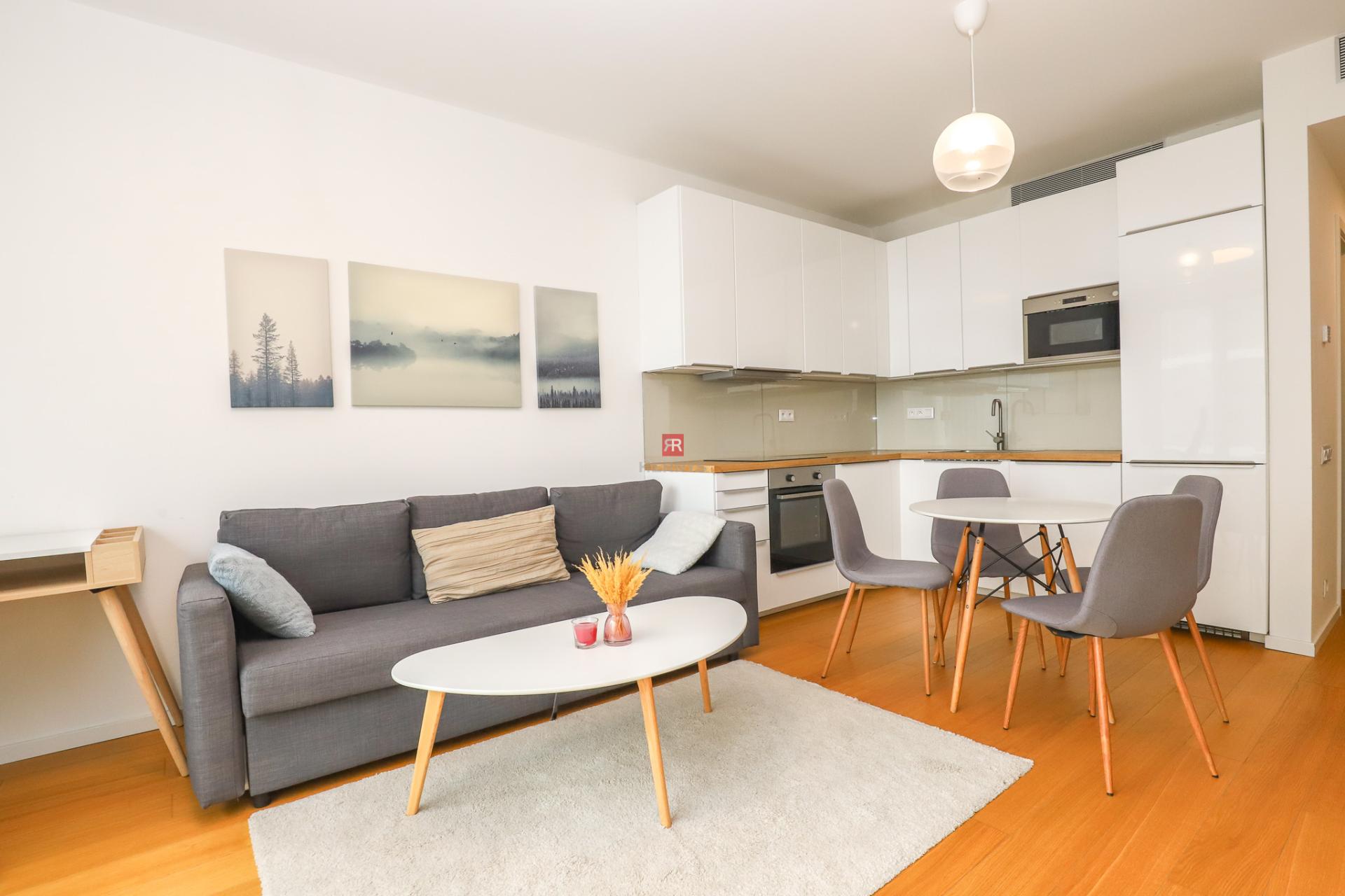 HERRYS – For rent 1 bedroom flat with parking place in project Sky Park
