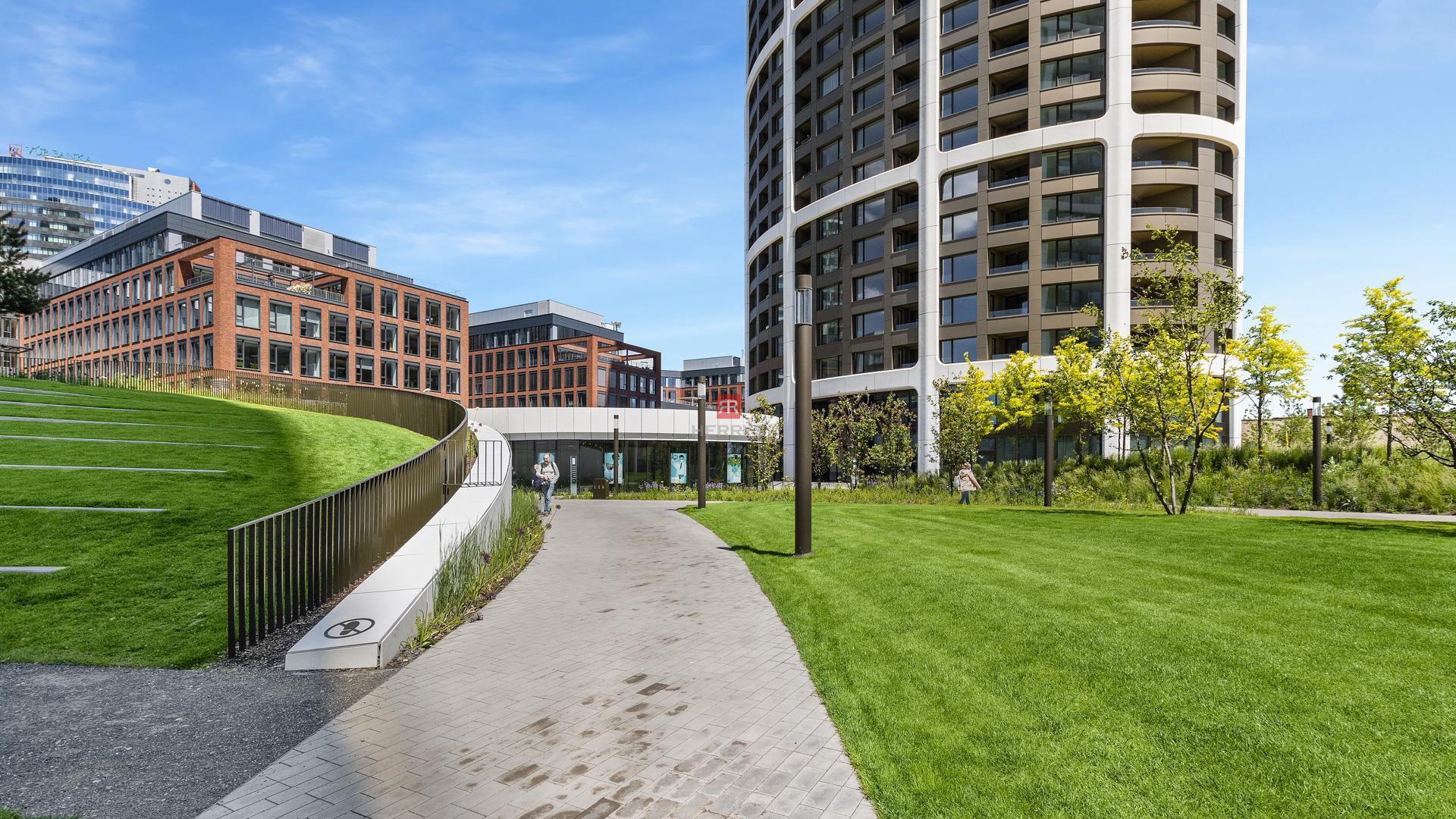 HERRYS – For rent 1 bedroom flat with parking place in project Sky Park