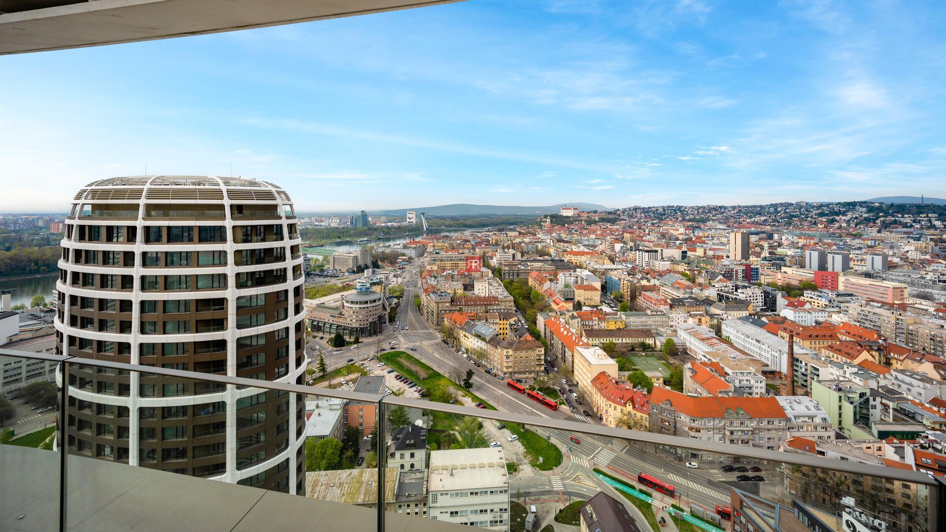 HERRYS – For rent 1 bedroom flat with parking place in project Sky Park
