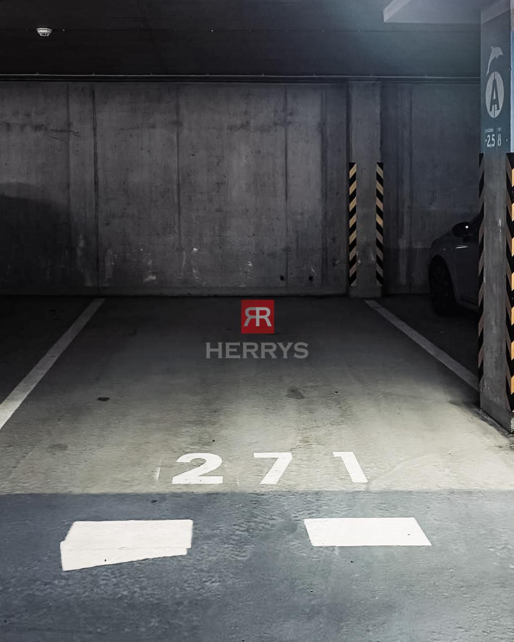 HERRYS - Garage space for sale in CITY PARK Ružinov on Plynarenska street