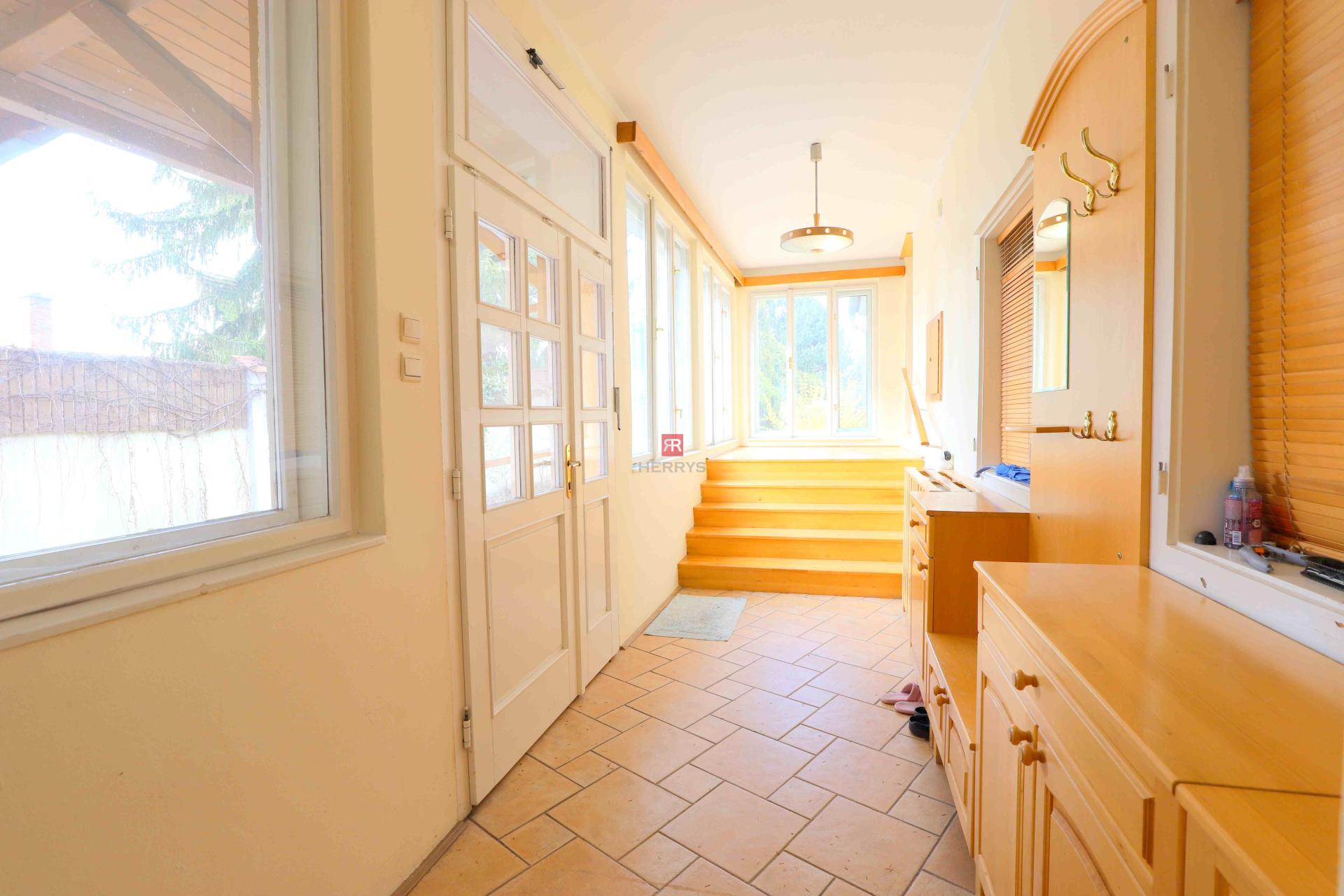 HERRYS - Na prenájom 4-izbový rodinný dom s garážou a záhradou, Trstínska – Záhorská Bystrica&nbsp;