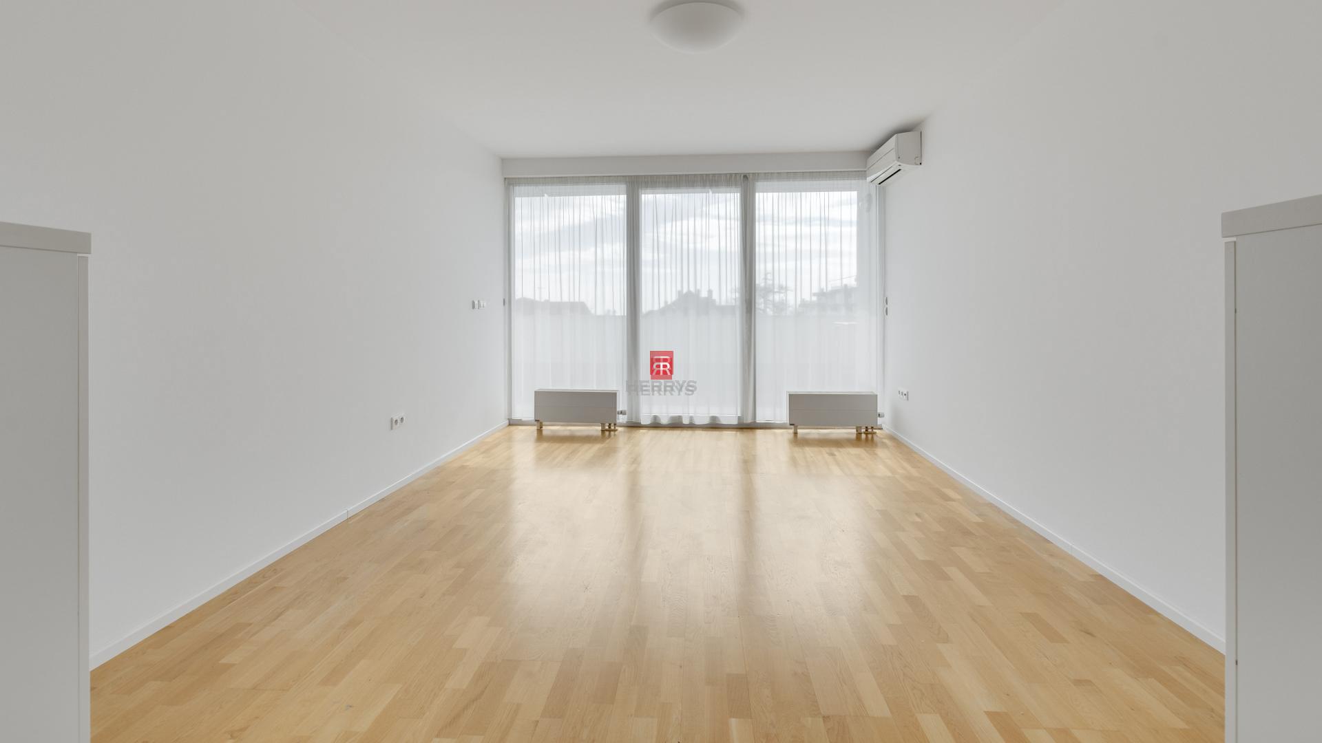 HERRYS - For sale exclusive 4-room apartment in close proximity to the forest in Koliba