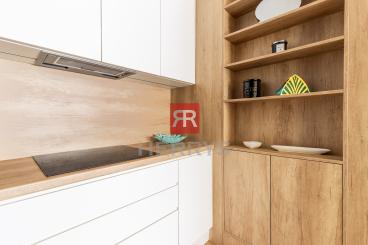 HERRYS - Na predaj kompletne zariadený 2-izbový byt s garážou v projekte Blumental