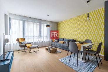 HERRYS - Na predaj kompletne zariadený 2-izbový byt s garážou v projekte Blumental