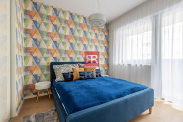 HERRYS - Na predaj kompletne zariadený 2-izbový byt s garážou v projekte Blumental