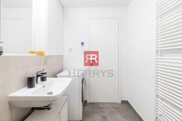 HERRYS - Na predaj kompletne zariadený 2-izbový byt s garážou v projekte Blumental