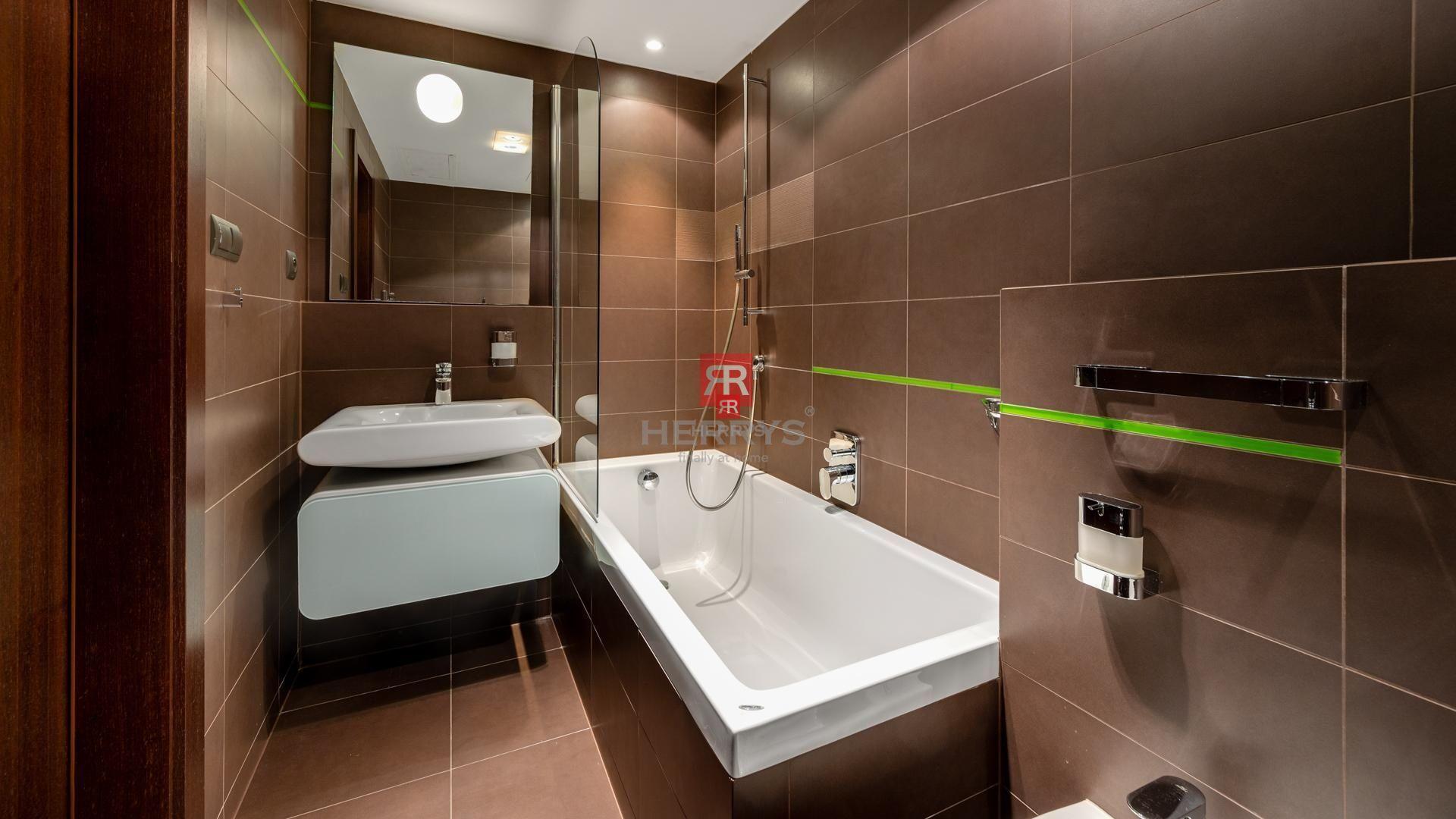 HERRYS - Na predaj priestranný 1,5 izbový byt pri Prezidentskom paláci