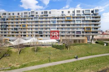HERRYS - Na prenájom reštaurácia s veľkou terasou v atraktívnom projekte Petržalka City
