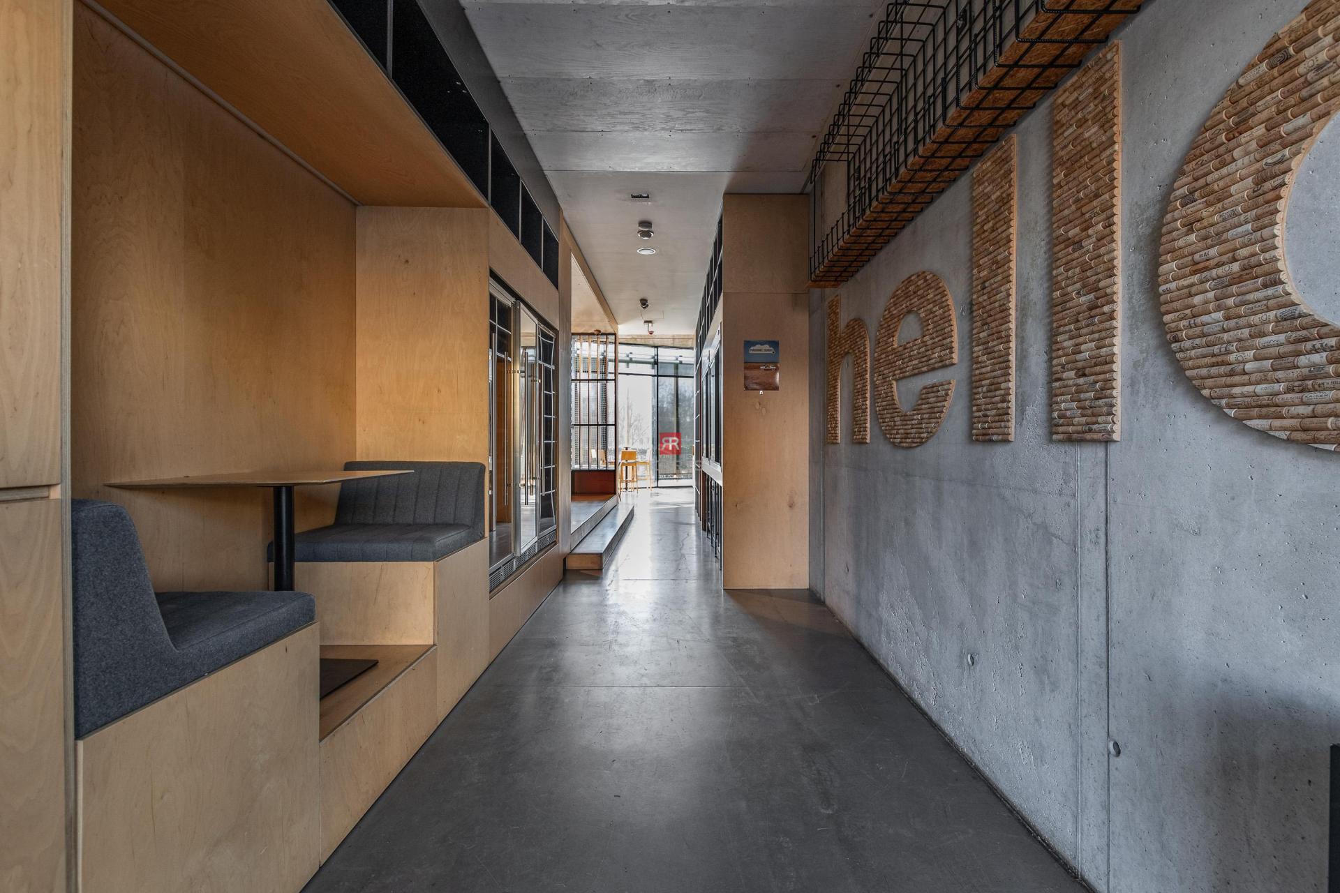 HERRYS - Na prenájom reštaurácia s veľkou terasou v atraktívnom projekte Petržalka City