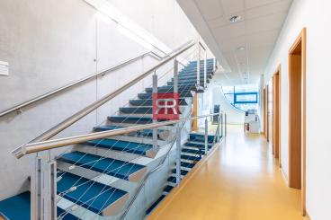 HERRYS - Na predaj moderná administratívna budova s výbornou dostupnosťou v Karlovej Vsi