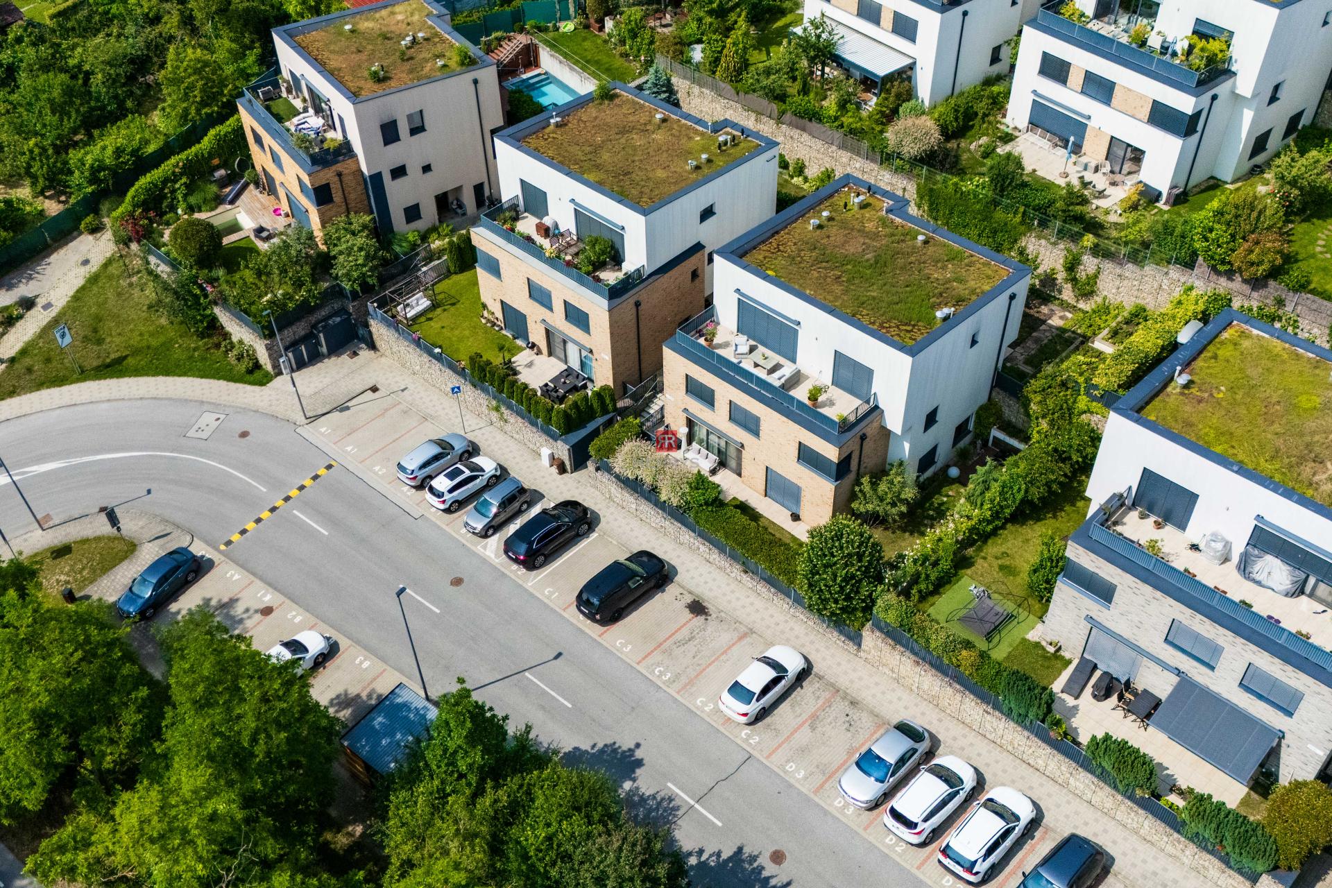 HERRYS - Na predaj výnimočný 3 izbový byt s terasou a s výhľadom do zelene devínskeho ramena Dunaju