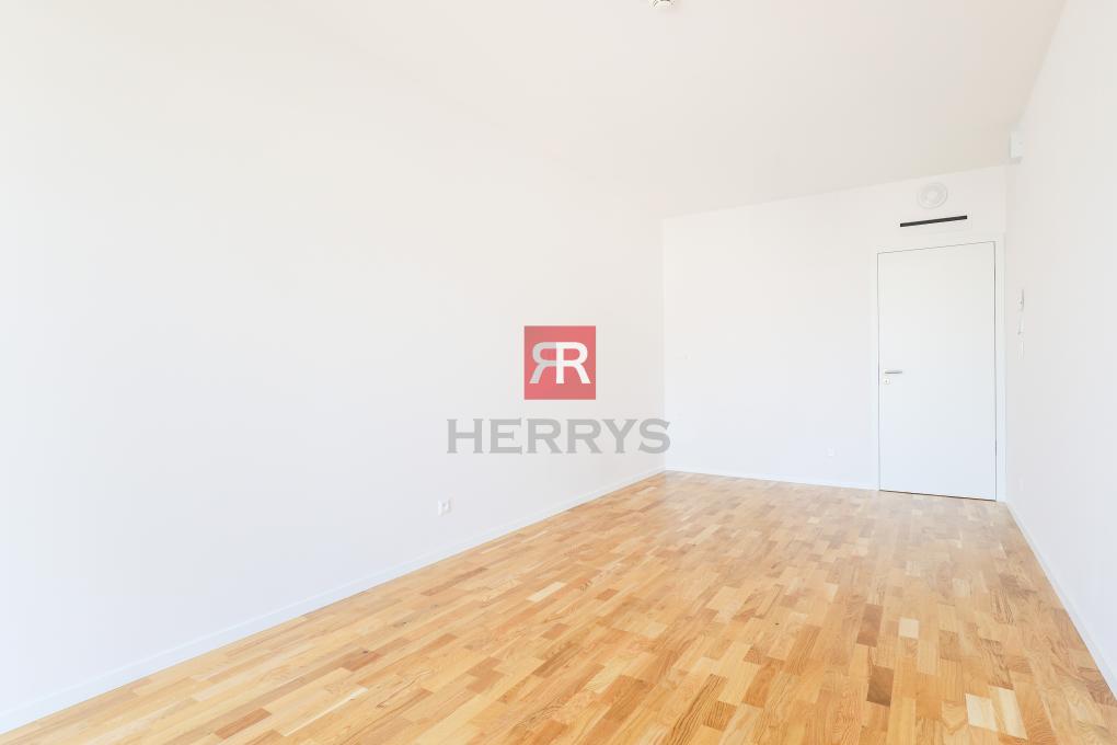 HERRYS - Na predaj úplne nový, dosiaľ neobývaný 2-izbový apartmán v projekte METROPOLIS&nbsp;