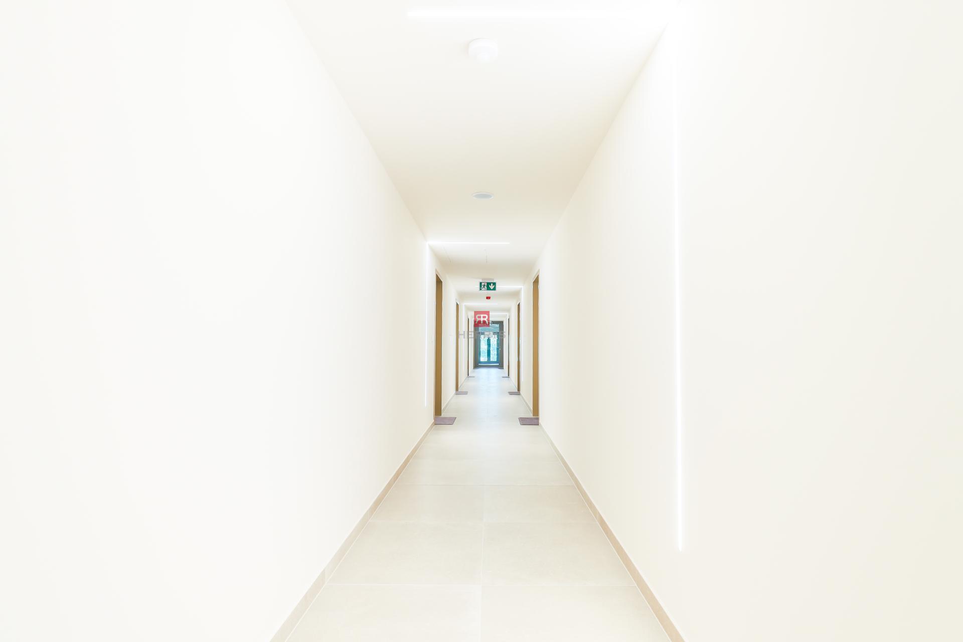 HERRYS - Na predaj úplne nový, dosiaľ neobývaný 2-izbový apartmán v projekte METROPOLIS&nbsp;