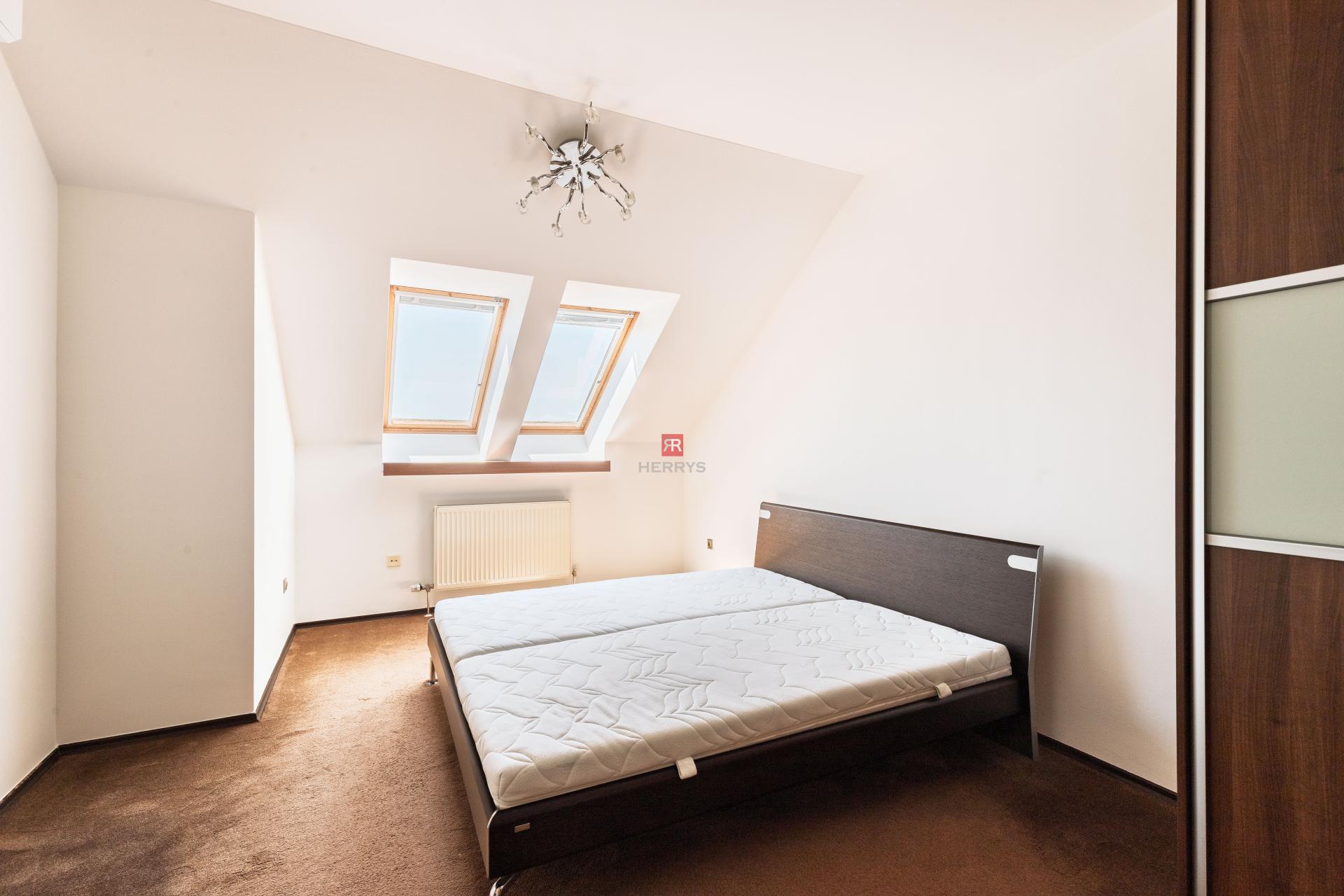 HERRYS - Na predaj výnimočný 5-izbový byt v krásnej lokalite pri Horskom parku