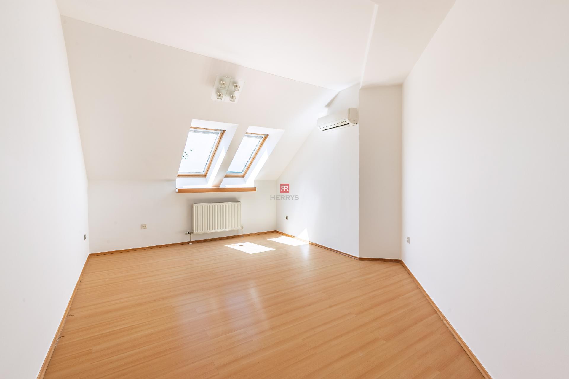 HERRYS - Na predaj výnimočný 5-izbový byt v krásnej lokalite pri Horskom parku