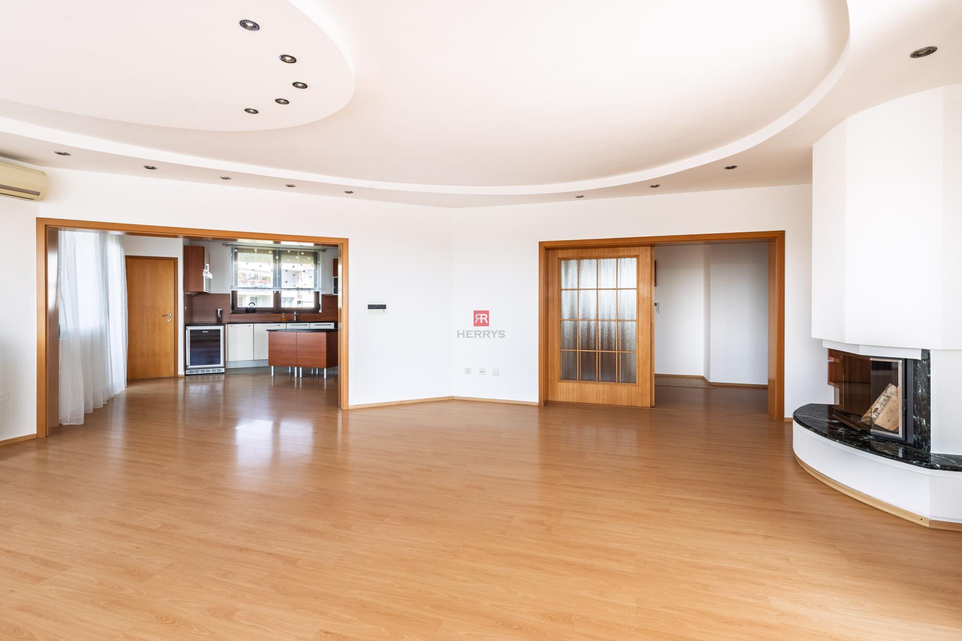 HERRYS - Na predaj výnimočný 5-izbový byt v krásnej lokalite pri Horskom parku