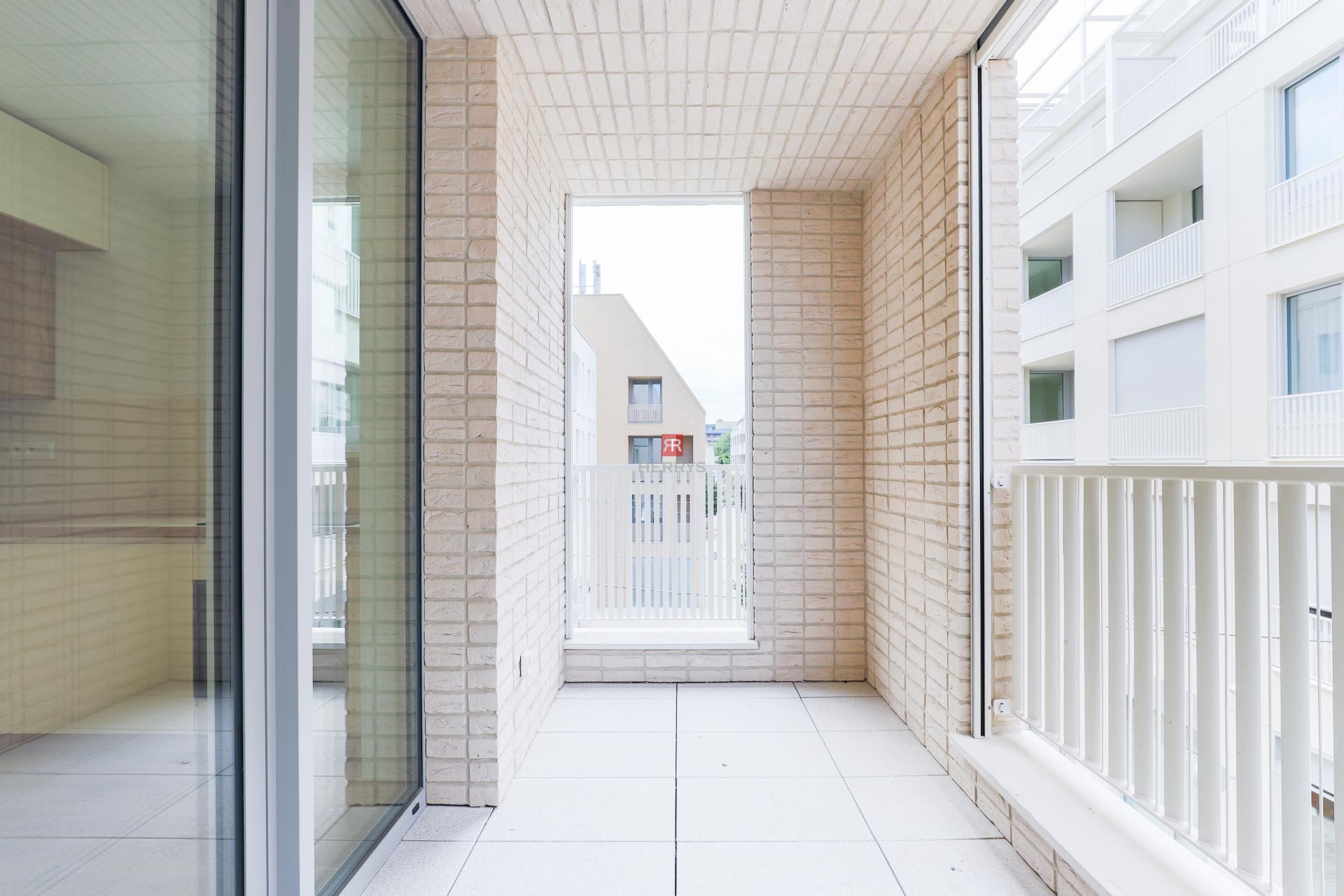 HERRYS - Exclusively for rent 1-bedroom apartment in the prestigious new building VYDRICA