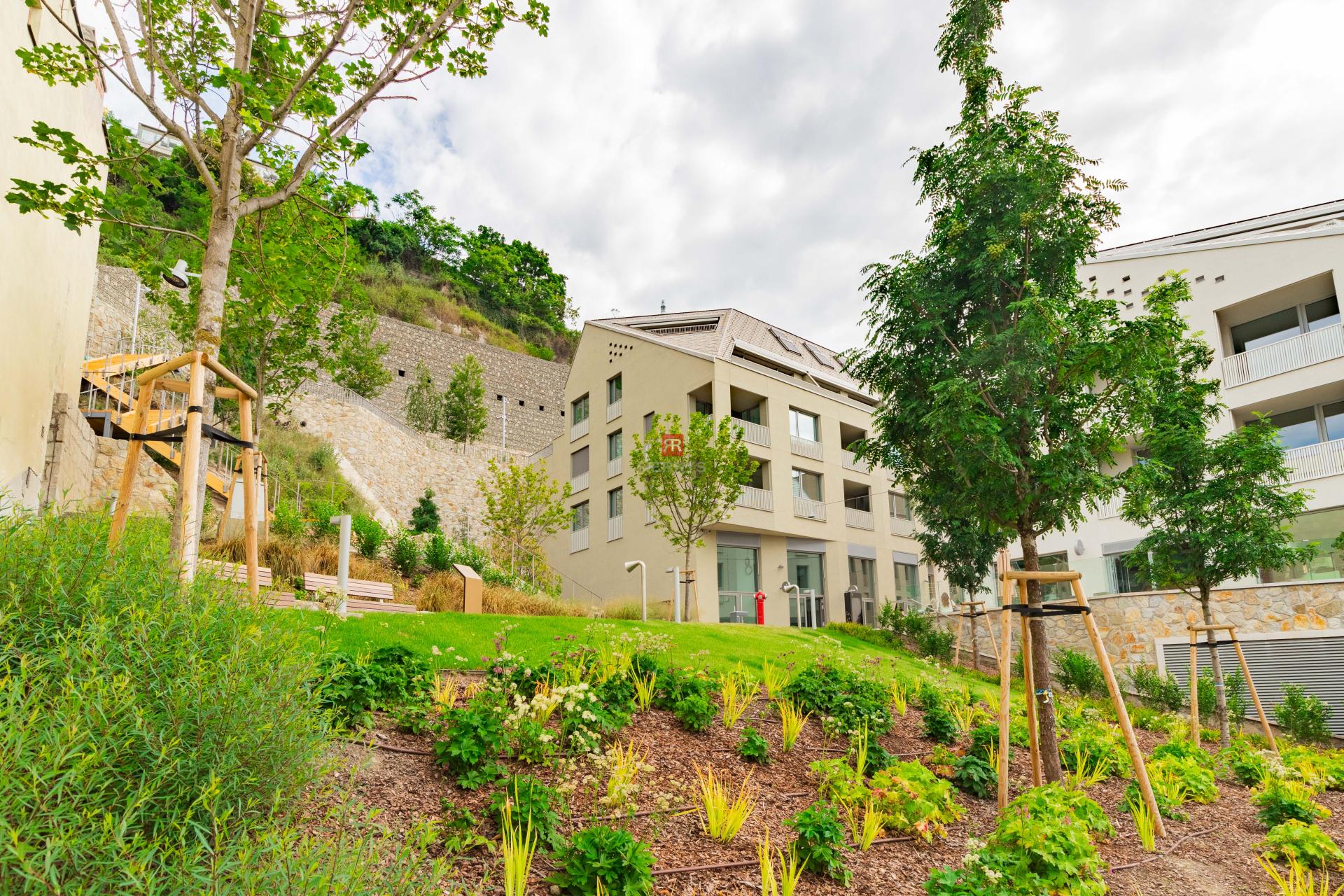 HERRYS - Exclusively for rent 1-bedroom apartment in the prestigious new building VYDRICA