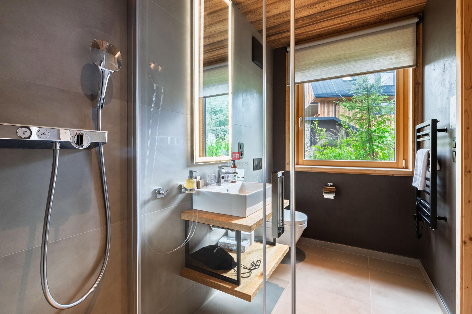 HERRYS - For sale a luxurious 3-room apartment in an exceptional location in Tatranská Lomnica