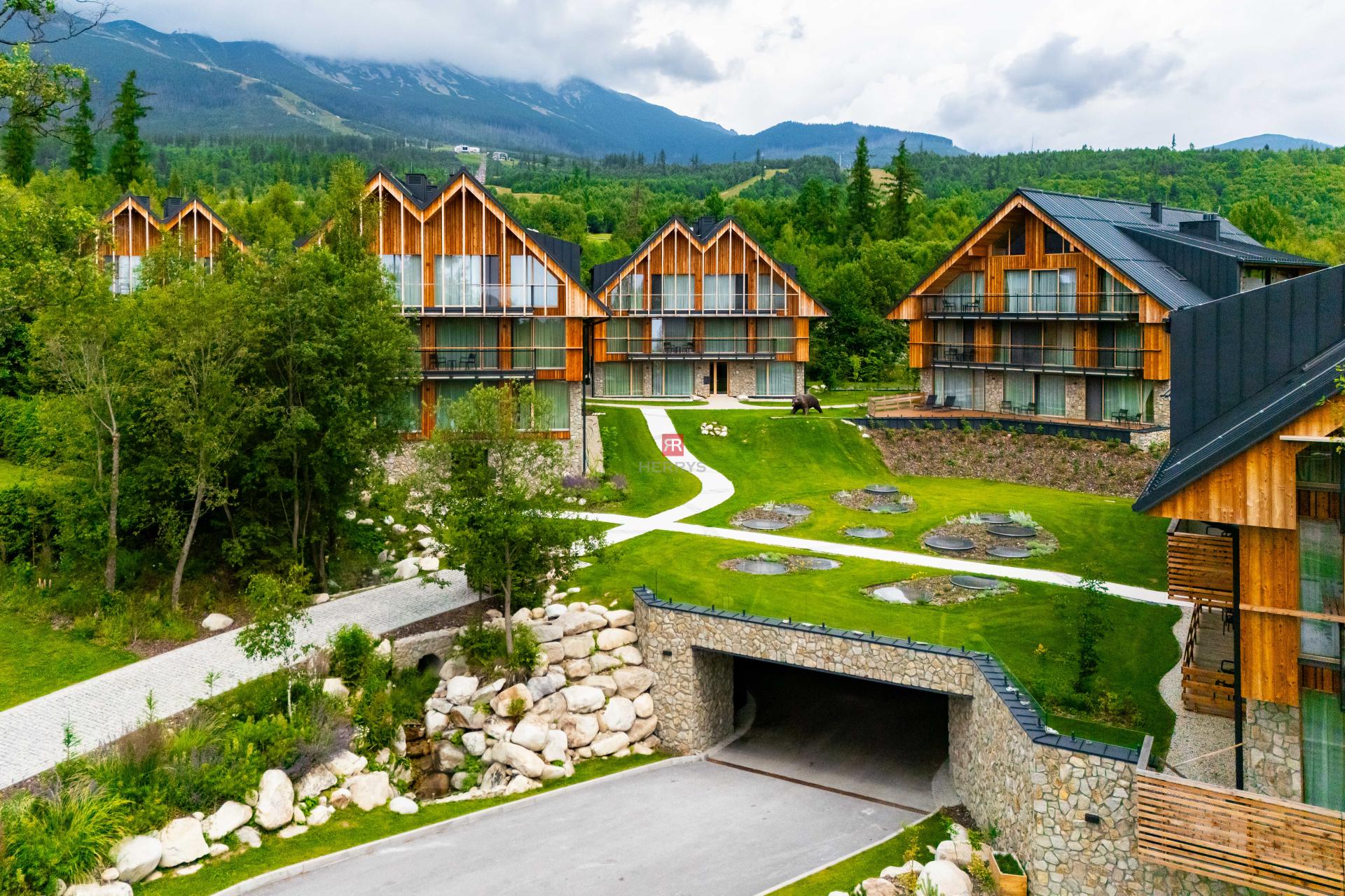 HERRYS - For sale a luxurious 3-room apartment in an exceptional location in Tatranská Lomnica