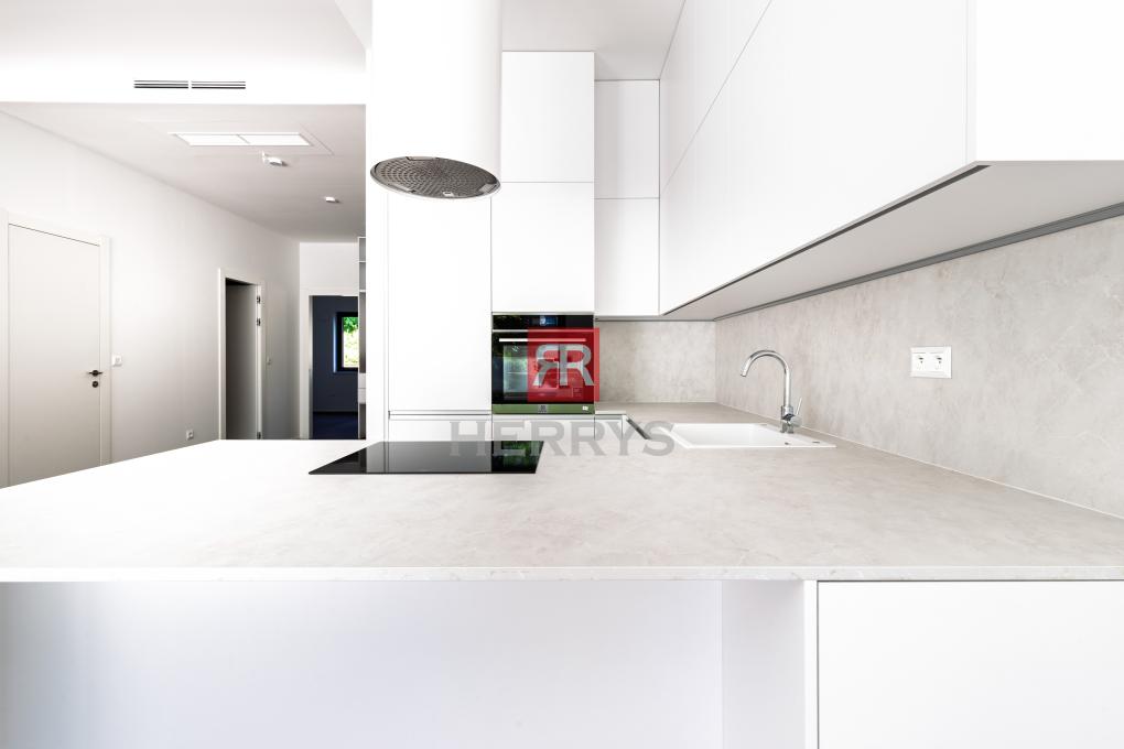HERRYS – For sale spacious 2-room apartment in premium standard, project K Železnej studienke