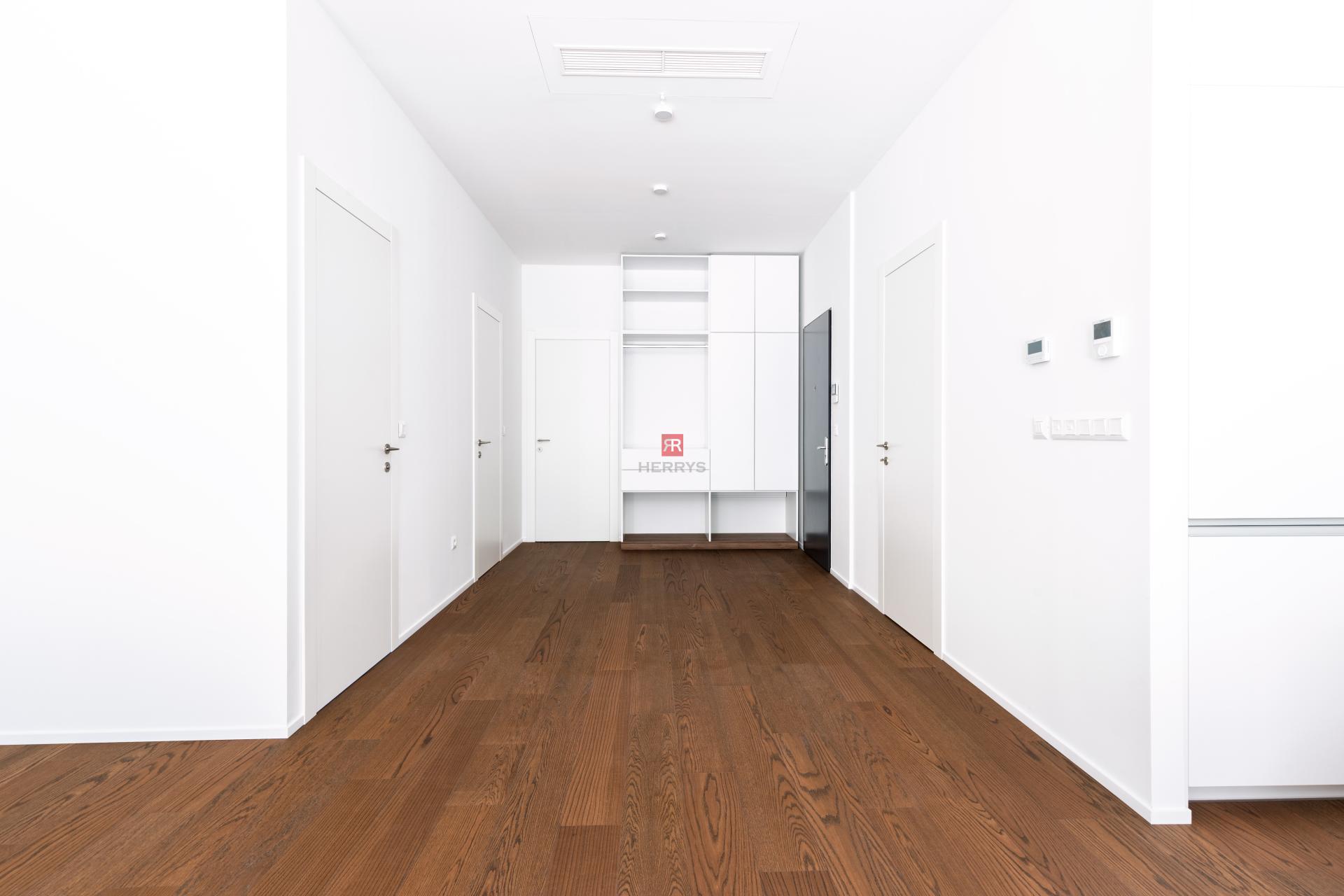 HERRYS – For sale spacious 2-room apartment in premium standard, project K Železnej studienke