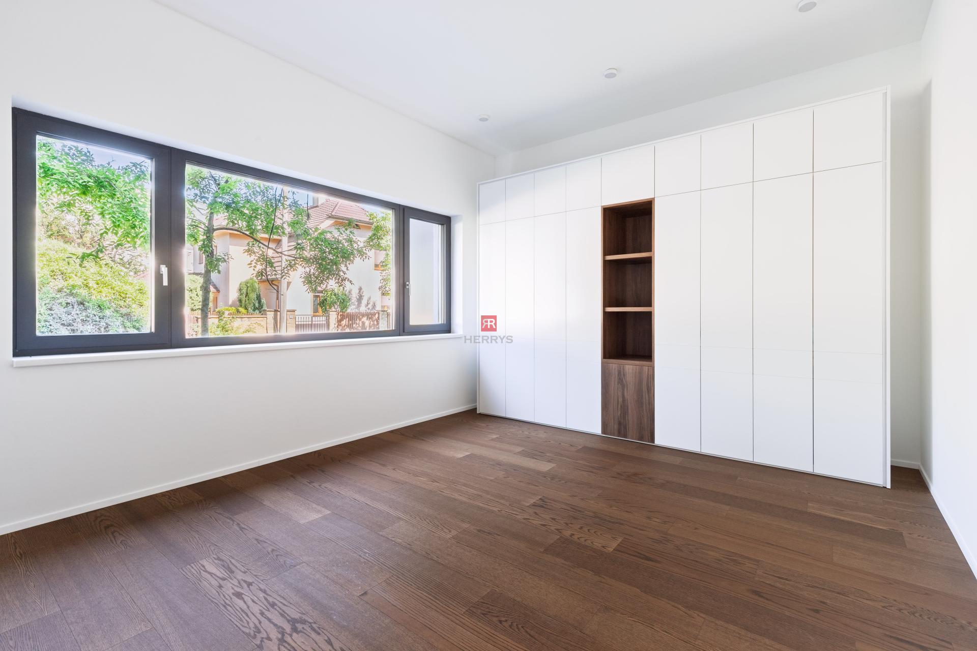 HERRYS – For sale spacious 2-room apartment in premium standard, project K Železnej studienke