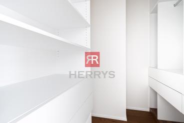 HERRYS – Na predaj priestranný 2-izbový apartmán v prémiovom štandarde, projekt K Železnej studienke