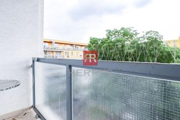 HERRYS - Na prenájom 2 - izbový byt v Ružinove, možnosť zariadiť si podľa predstáv. Zviera povolené