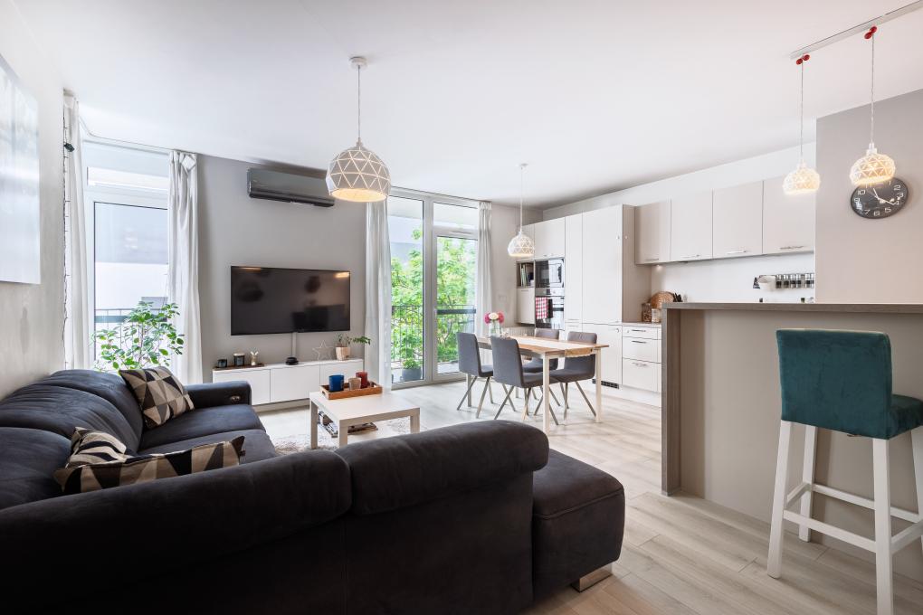 HERRYS - Na predaj štýlový a nadčasový 3-izbový byt v novostavbe Ahoj park s veľkým balkónom orientovaným na západ&nbsp;