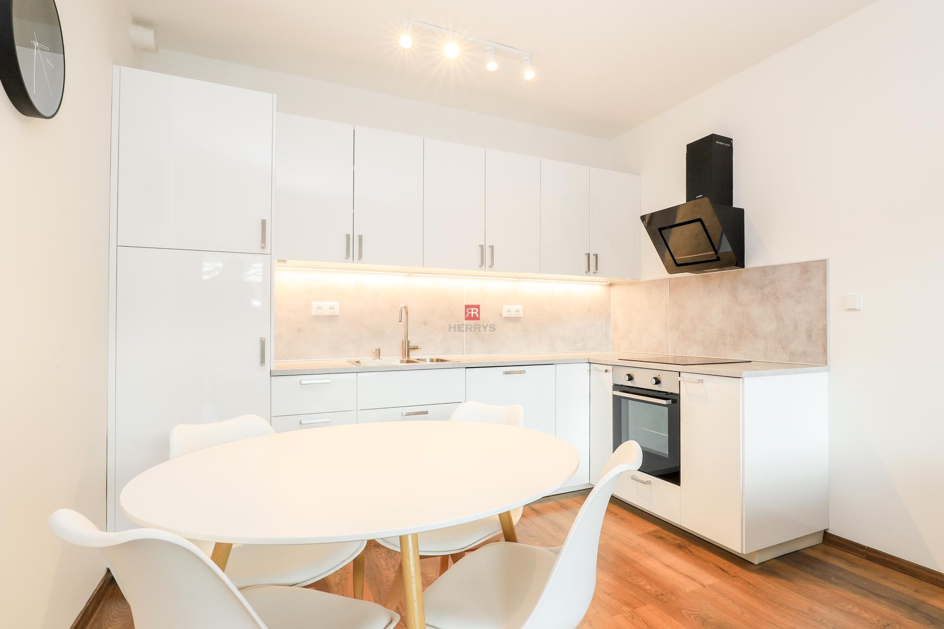 HERRYS - For sale, 2-room apartment with a spacious loggia in the Tehelné pole project.