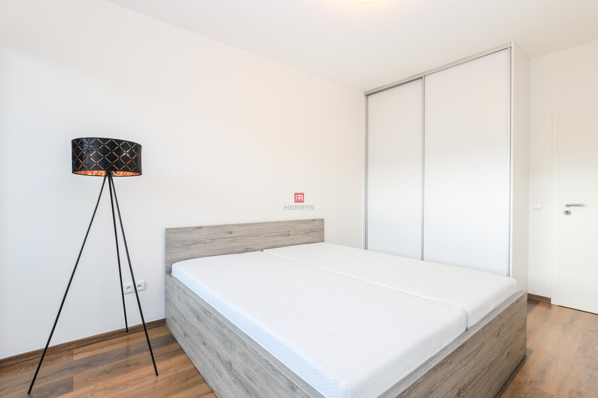 HERRYS - For sale, 2-room apartment with a spacious loggia in the Tehelné pole project.