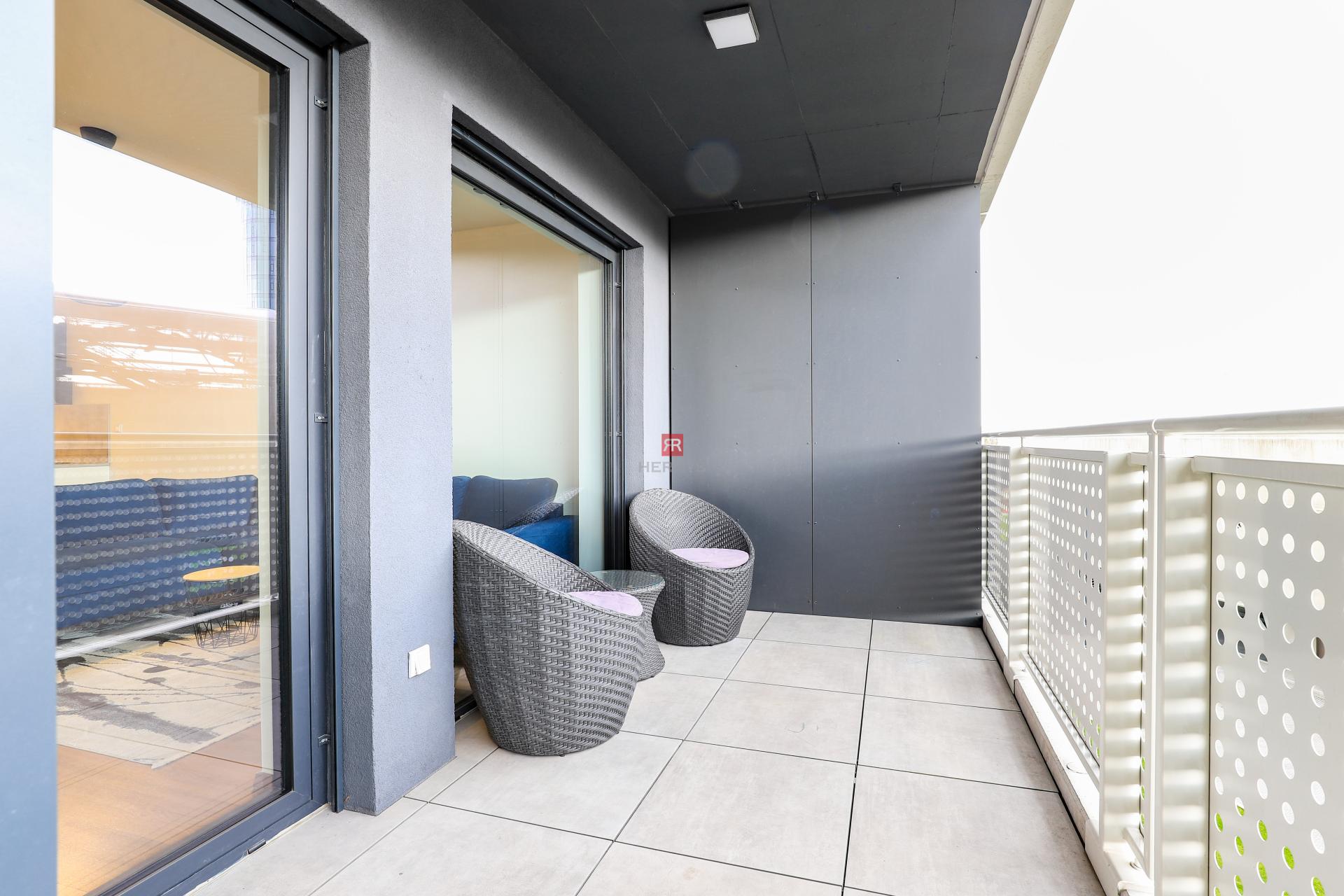 HERRYS - For sale, 2-room apartment with a spacious loggia in the Tehelné pole project.