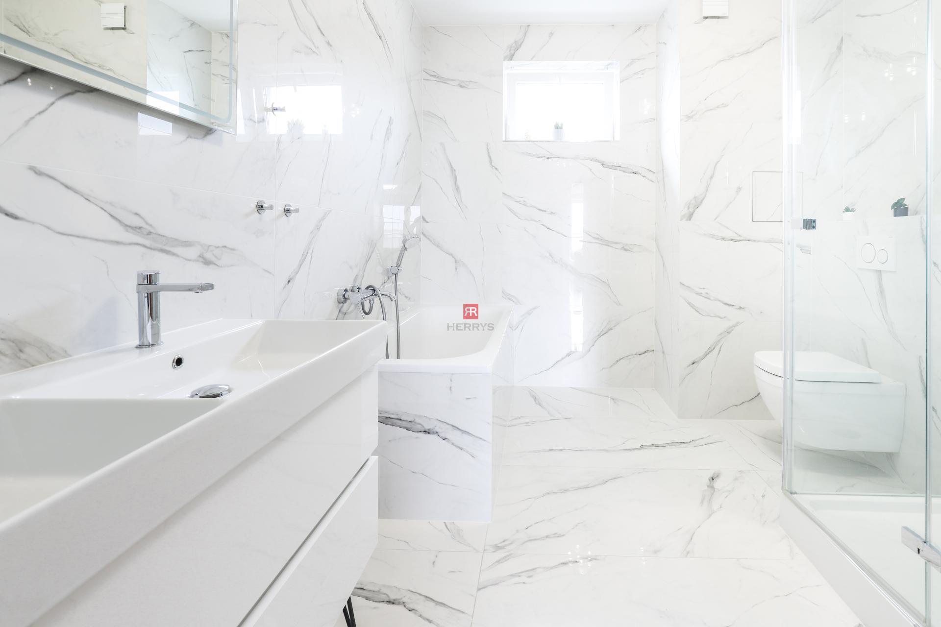 HERRYS - Na prenájom priestranný 5-izbový byt v Lamači