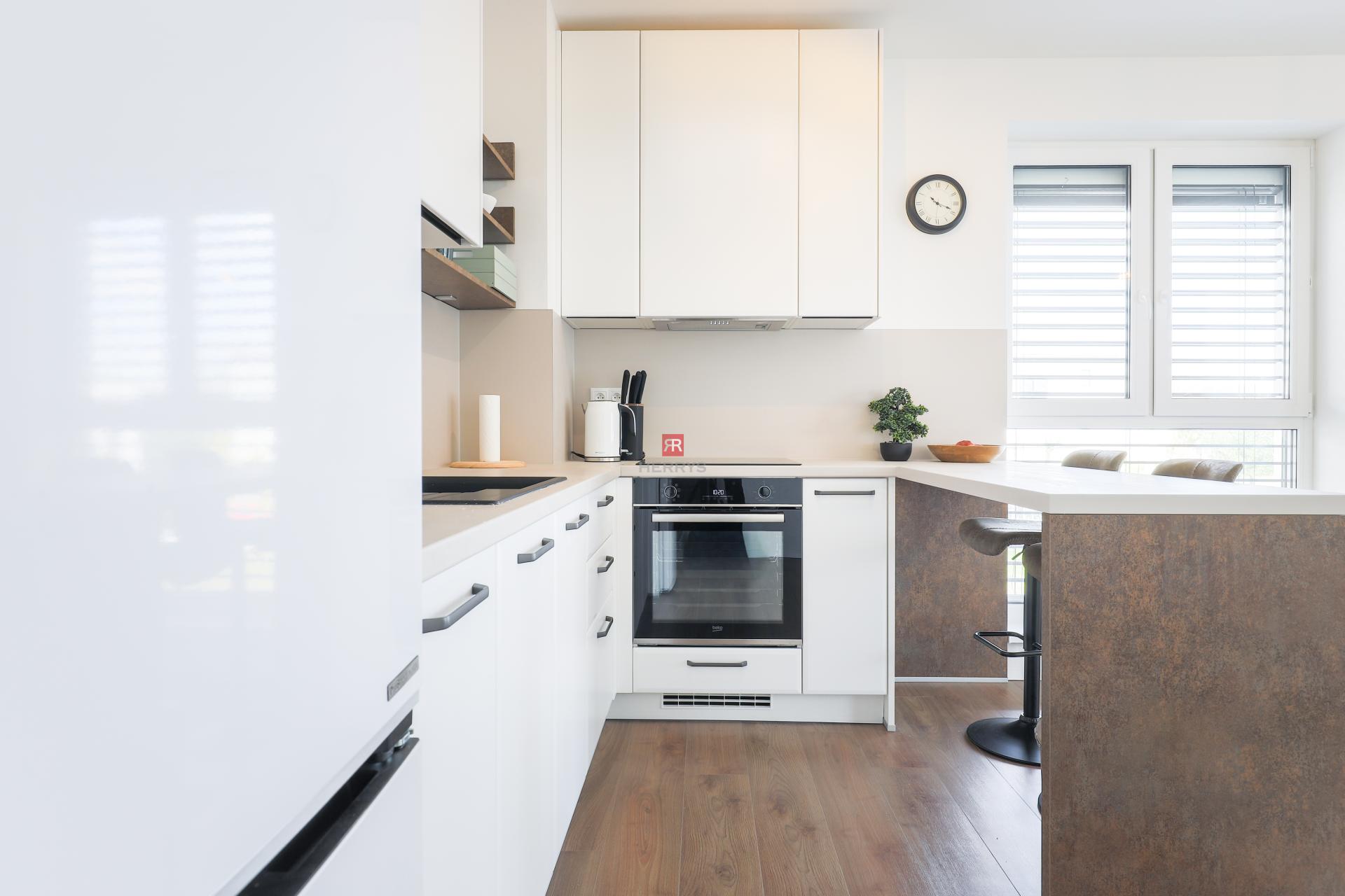 HERRYS - rent 3-room apartment in the new Noemis building, never occupied, with two parking spaces