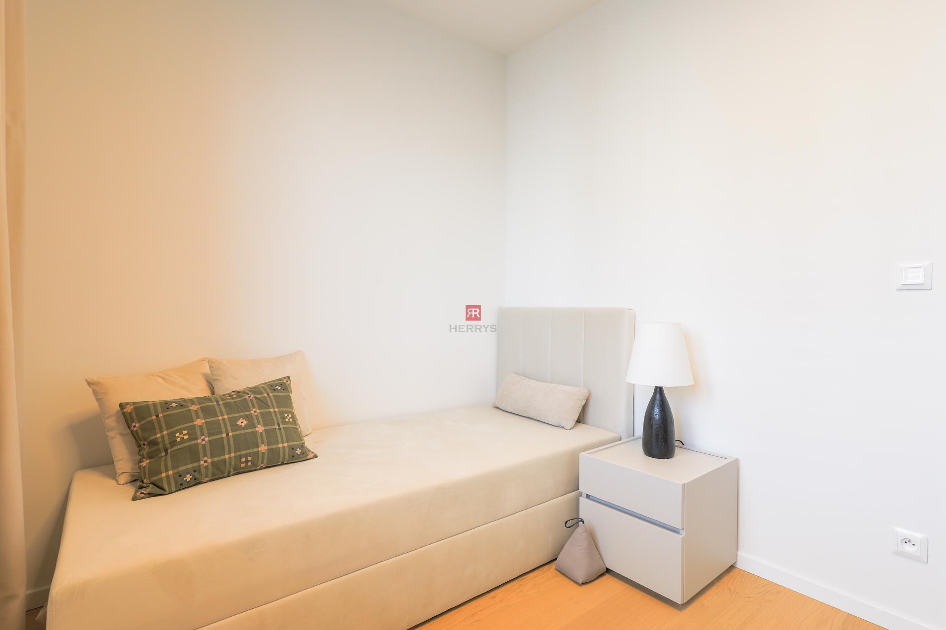 HERRYS - Na prenájom luxusný 3i byt v novostavbe GREEN ATRIUM