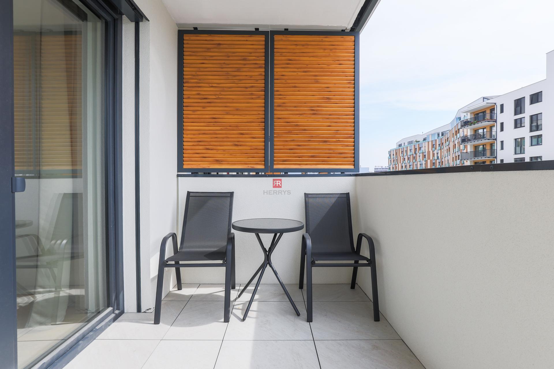 HERRYS - Na prenájom luxusný 3i byt v novostavbe GREEN ATRIUM