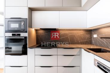 HERRYS - Na prenájom luxusný 2-izbový kompletne zariadený byt v projekte Metropolis