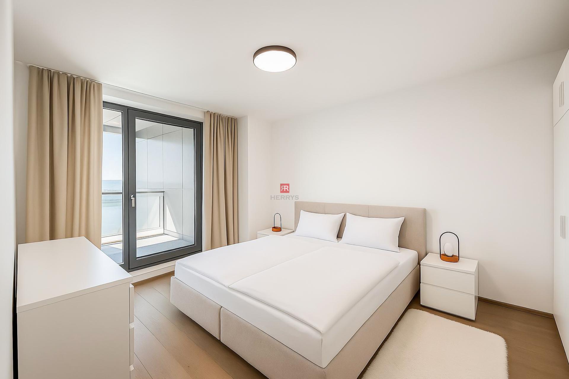 HERRYS - Na prenájom zariadený 2i byt s výhľadom na hrad v projekte EUROVEA TOWER