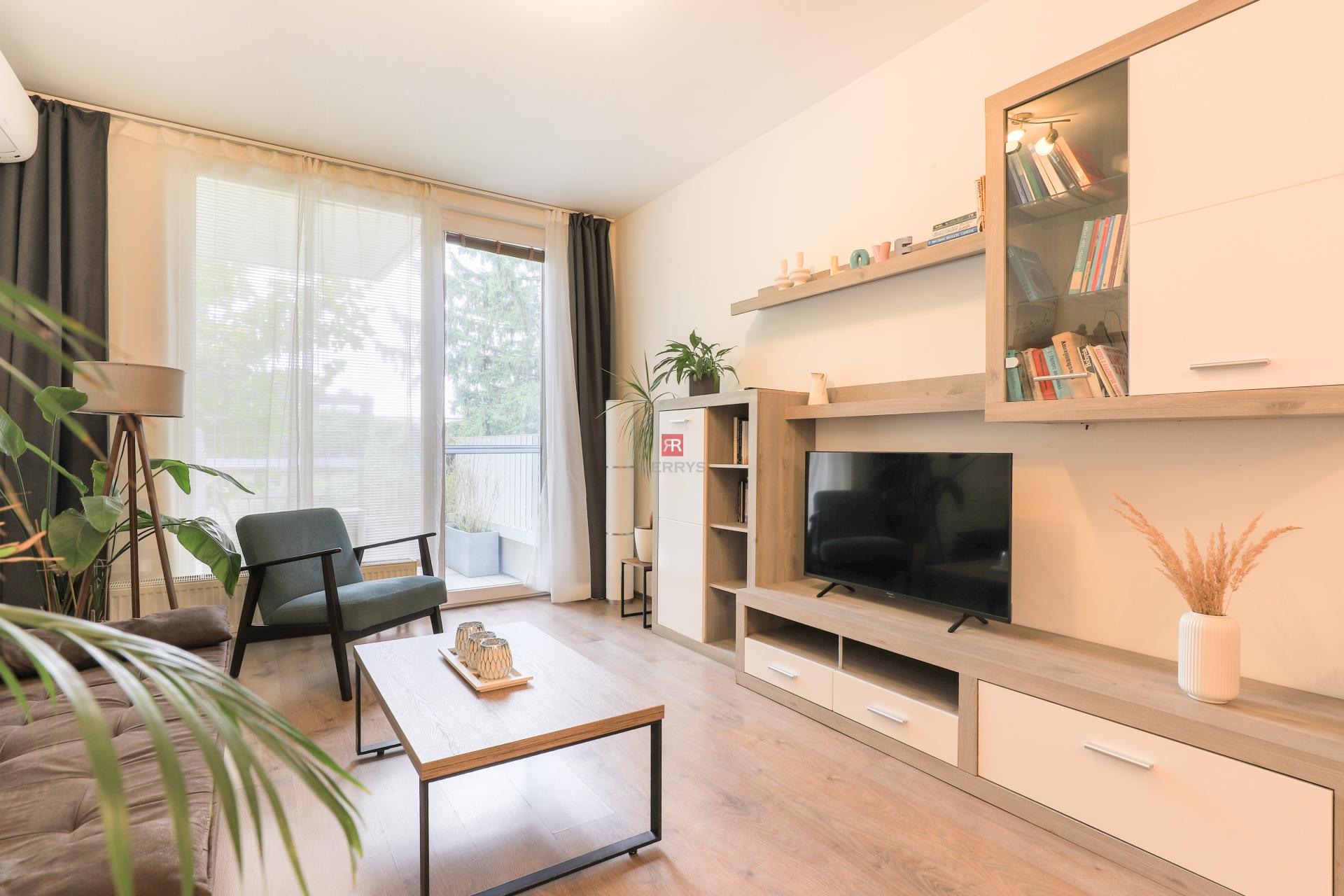 HERRYS - For rent 2-room air-conditioned apartment in a new building with easy parking