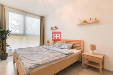HERRYS - For rent 2-room air-conditioned apartment in a new building with easy parking