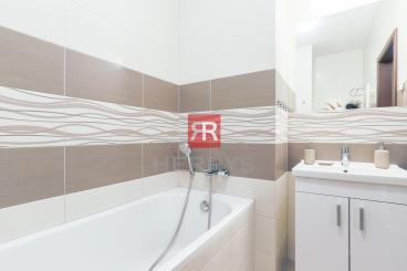 HERRYS - For rent 2-room air-conditioned apartment in a new building with easy parking