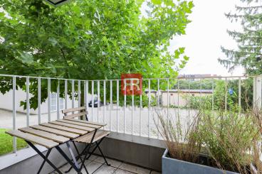 HERRYS - For rent 2-room air-conditioned apartment in a new building with easy parking